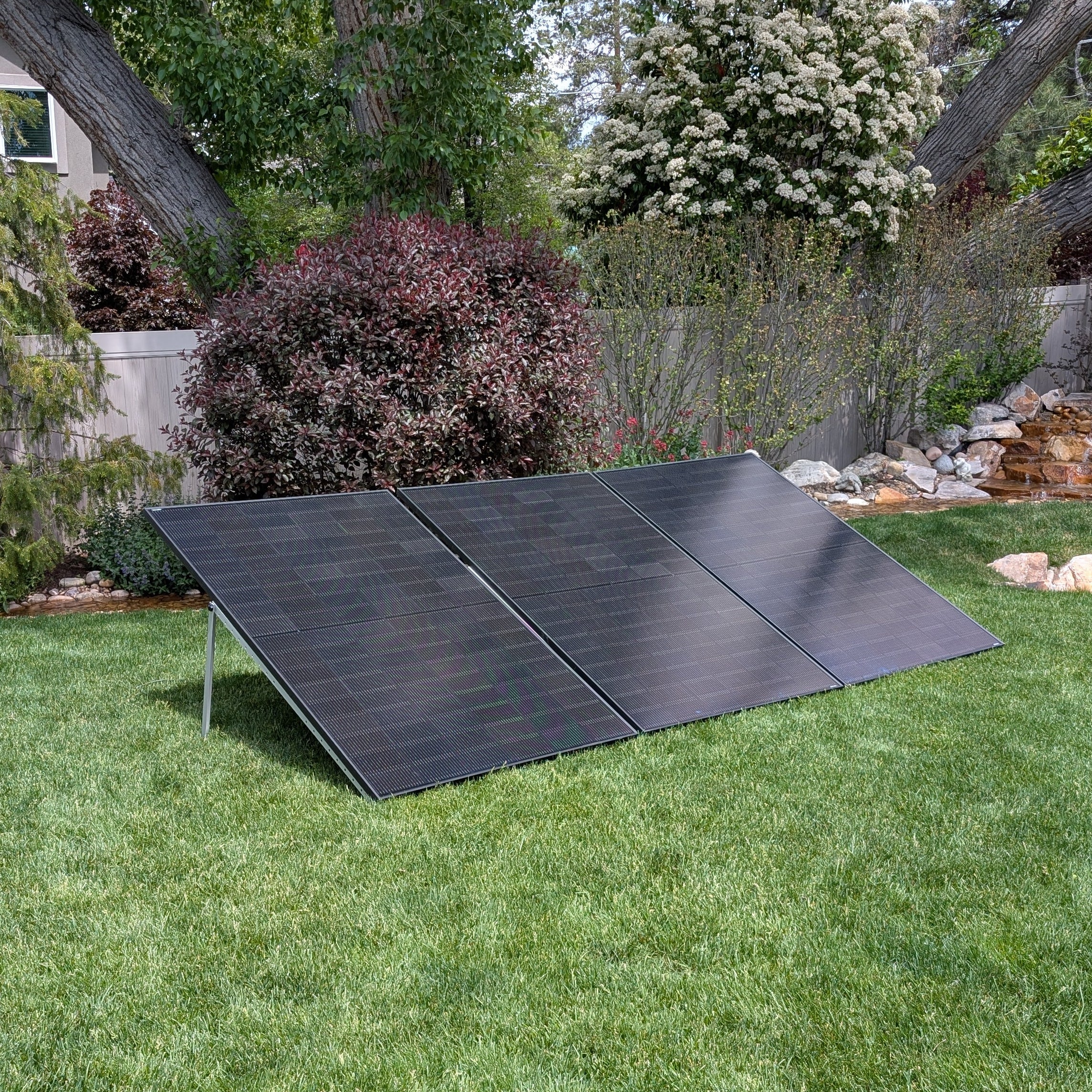 1,290W Plug-and-Play, 3-Panel, Plug-in Solar Kit | No Permit Utah | EcoFlow STREAM