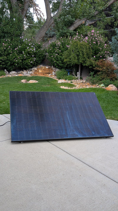 Plug-in Solar Kit with Hoymiles Microinverter